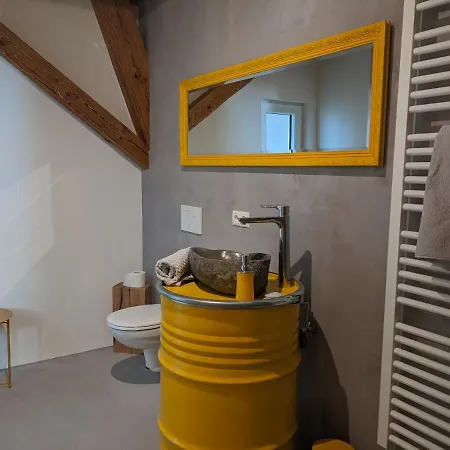 Schlafstaelle Apartment Geusfeld