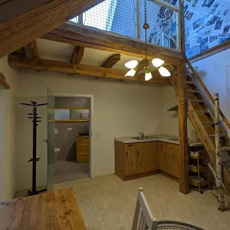 Apartment Schlafstaelle Geusfeld